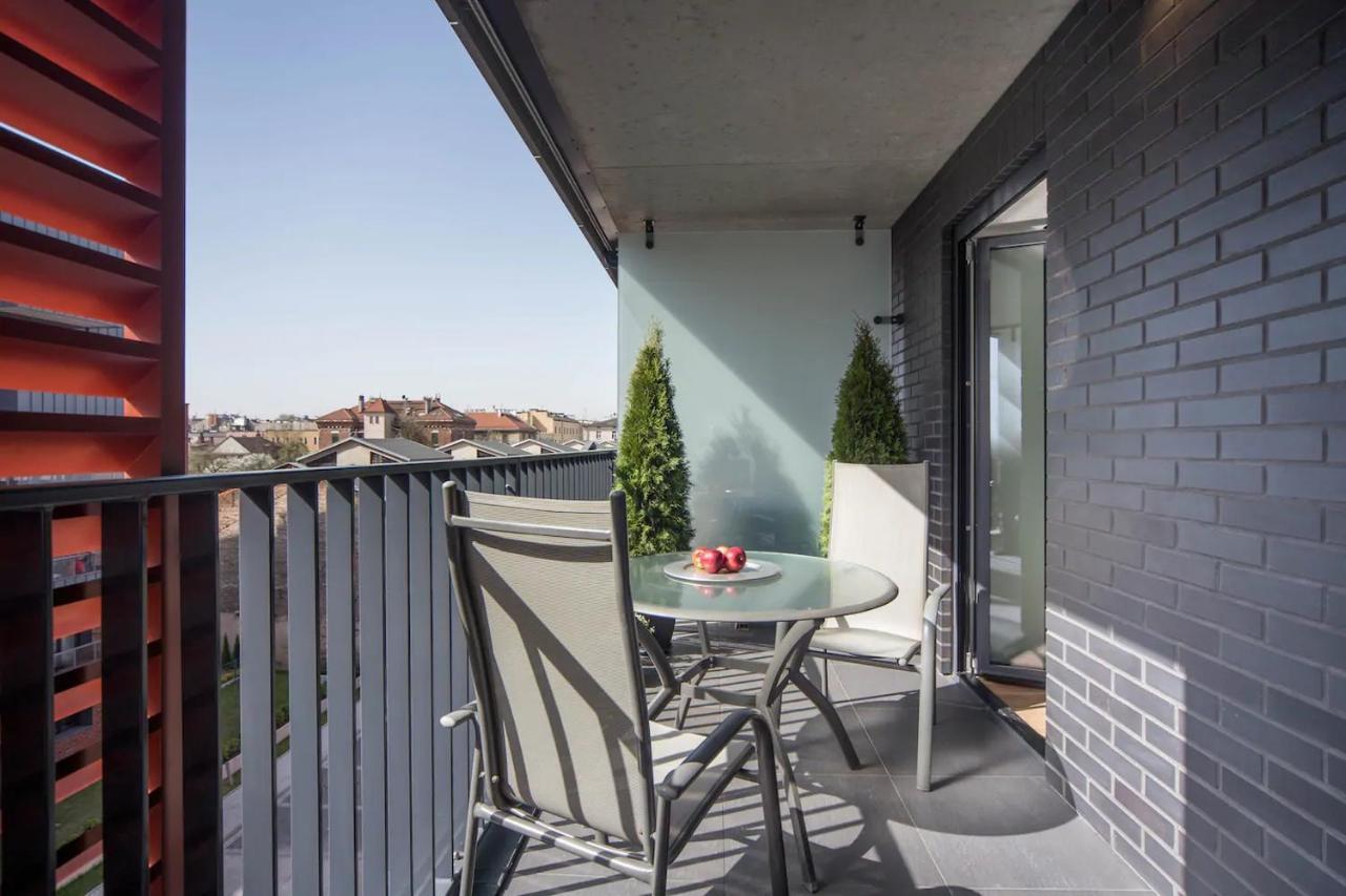 Nowoczesne Apartamenty W Centrum Krakowa Bagian luar foto