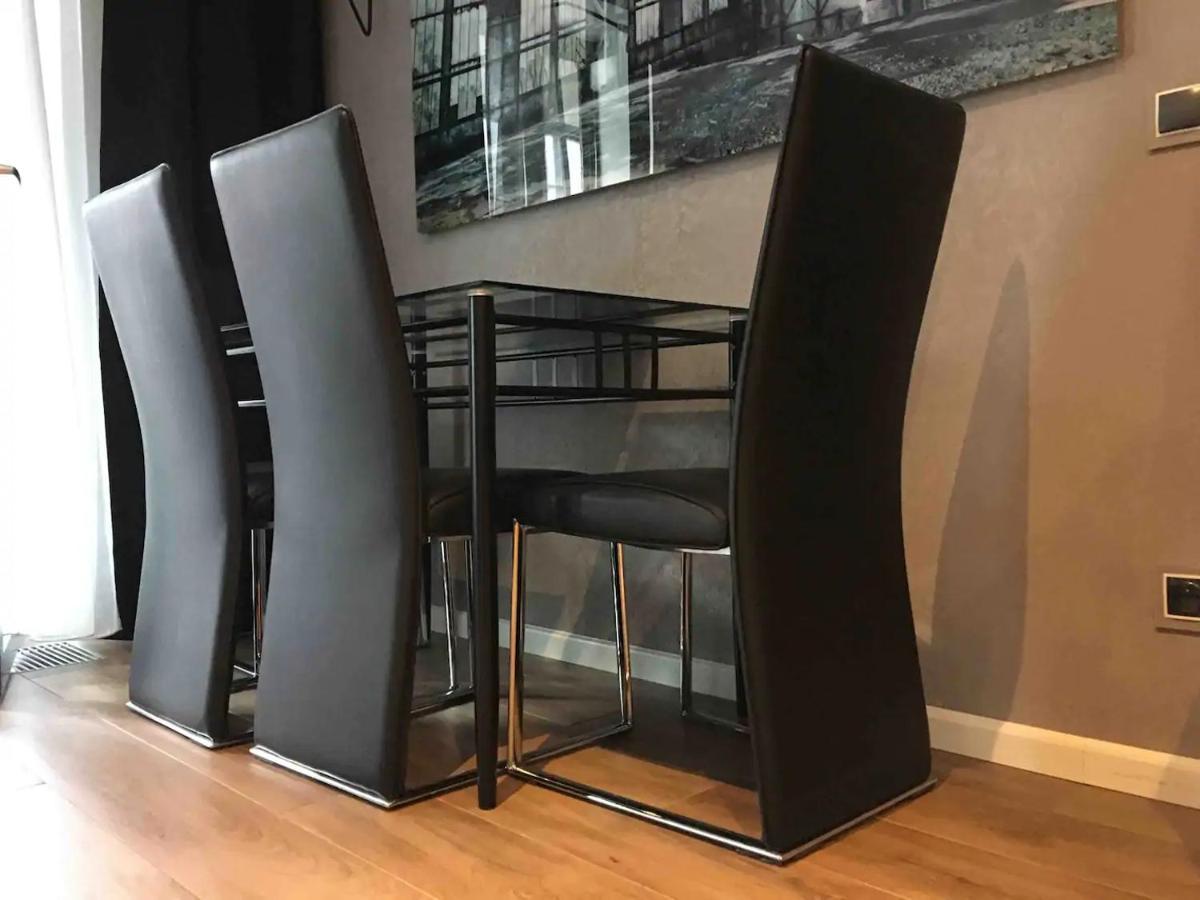 Nowoczesne Apartamenty W Centrum Krakowa Bagian luar foto