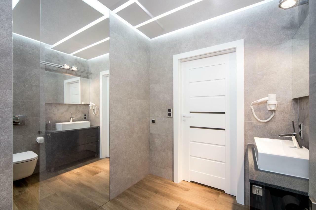 Nowoczesne Apartamenty W Centrum Krakowa Bagian luar foto