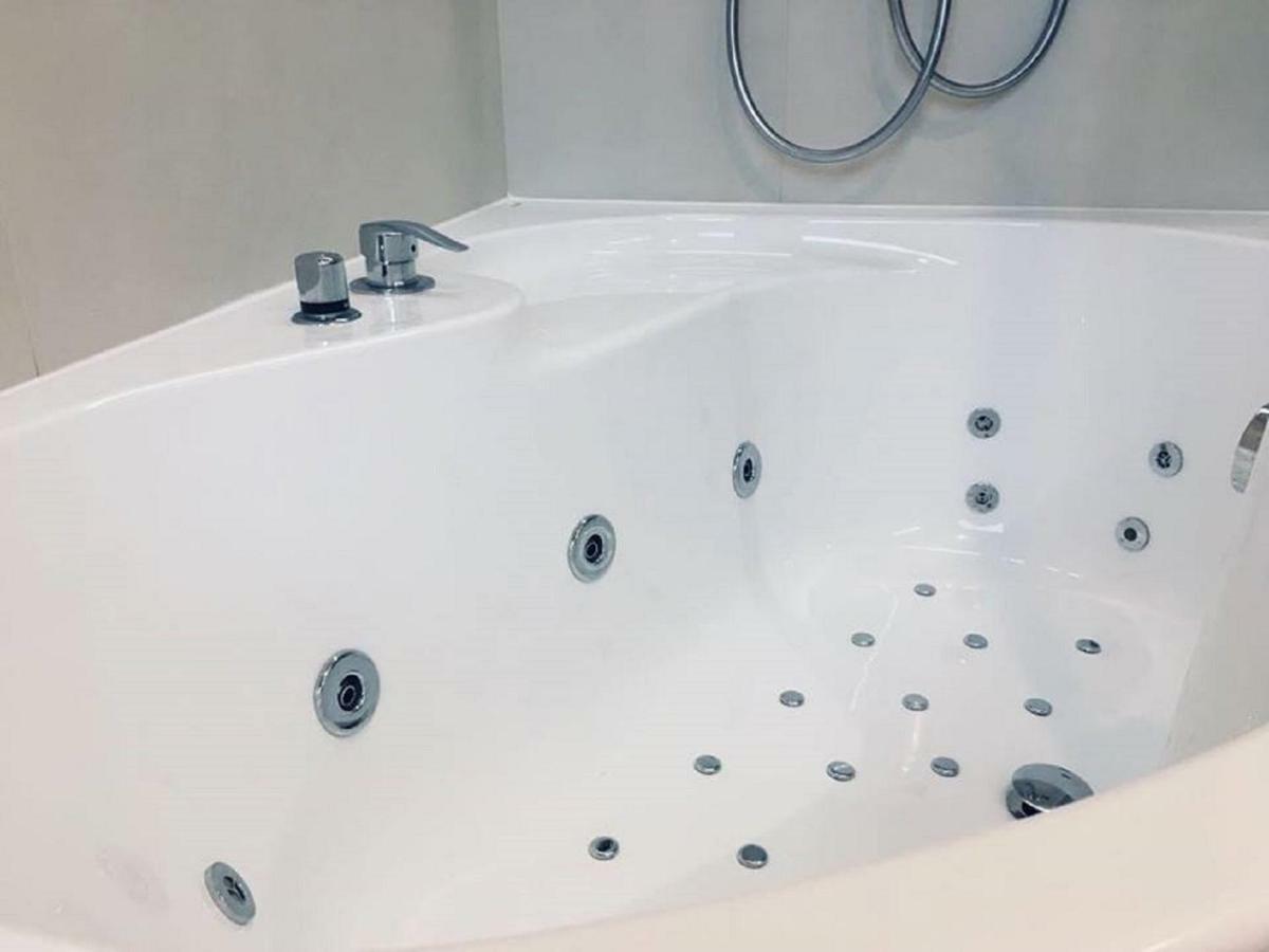 Nowoczesne Apartamenty W Centrum Krakowa Bagian luar foto